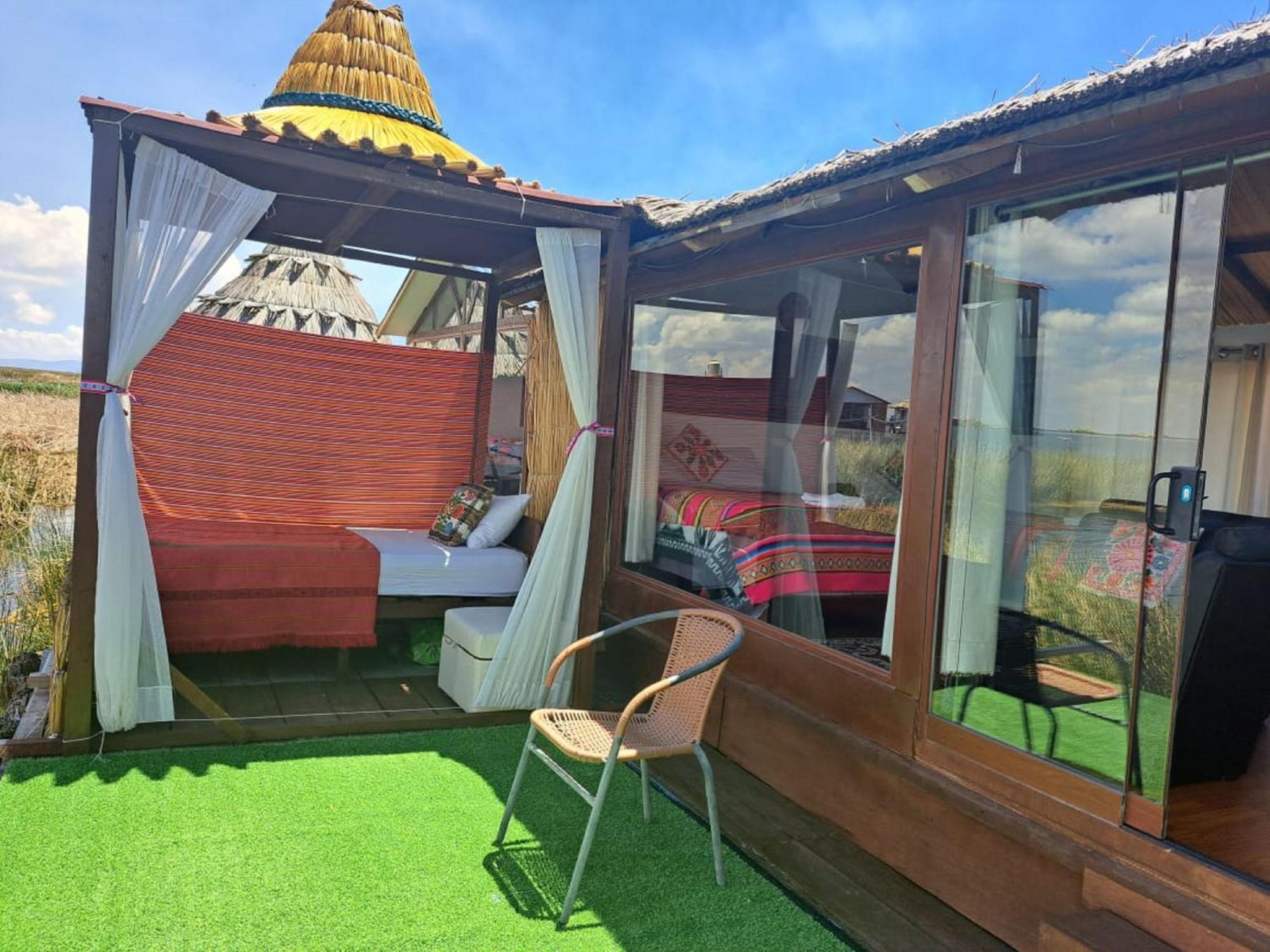 Uros Aruma-Uro On Uros Floating Islands Otel Puno Dış mekan fotoğraf