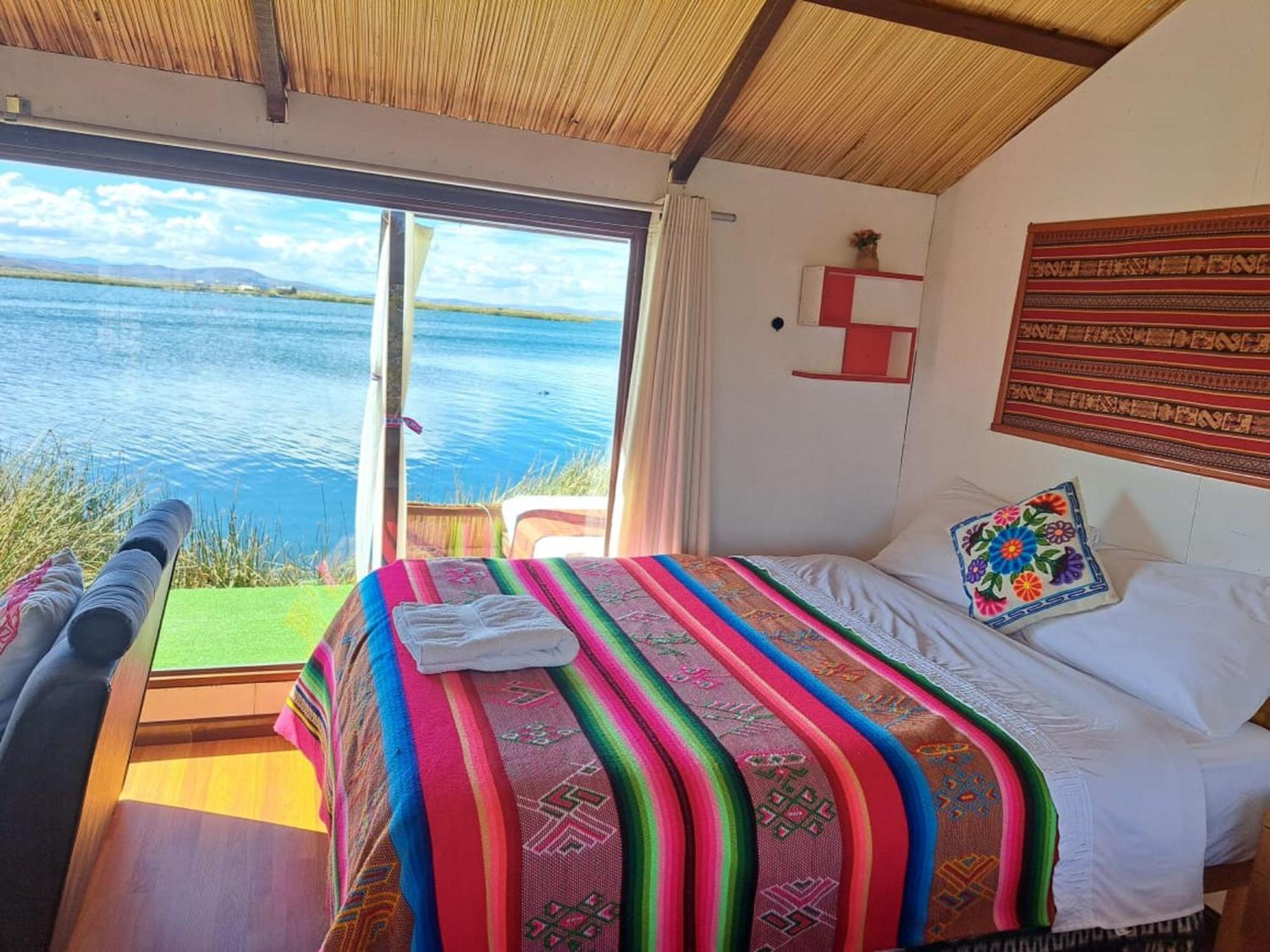 Uros Aruma-Uro On Uros Floating Islands Otel Puno Dış mekan fotoğraf